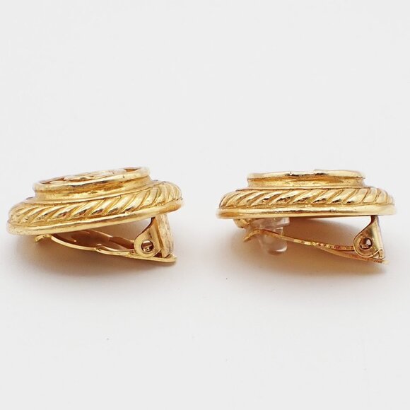 CHANEL CC Logo Round Button Earrings Clip-On Gold France 34RF529 - Picture 2 of 9